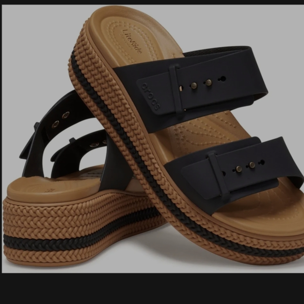 Crocs BROOKLYN WOVEN BUCKLE WEDGE SANDALS